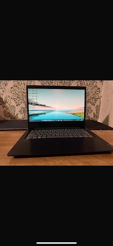 планшет ноутбук 2 в 1: Ноутбук Lenovo, тонкий и лёгкий, в строгом чёрном корпусе. Крышка с — 2