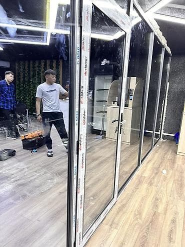 продам пленку для теплиц: Алюминиевая витражная перегородка с дверью алюминий окна двери на — 2