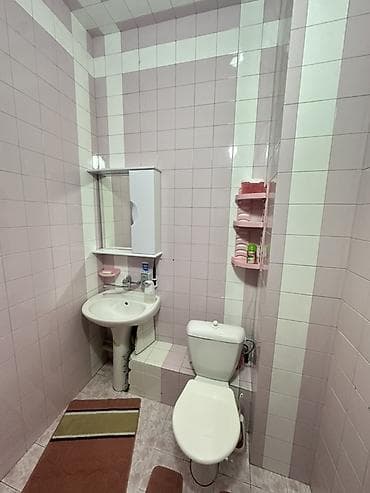 комната сатылат: 15 м², Эмереги менен — 8