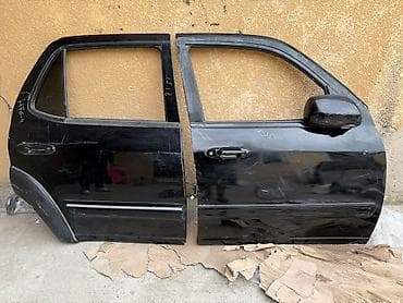 sprinter 2 2: Две черные двери от Toyota Sequoia. Передняя дверь оснащена боковым — 1
