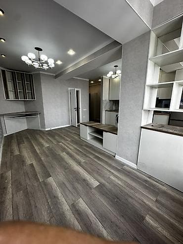 Услуги по строительству и ремонту: Абая-Айни🫟 Продается 1 ком квартира ЖД Достук Площадь 40м Этаж 12 из — 10