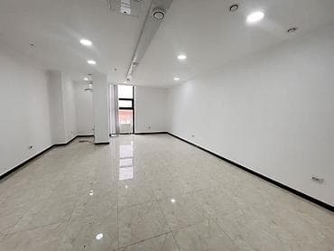 аренда места в бишкеке: Аренда офисов, 200 м², В бизнес центре, С видом на горы, 1 линия, С отдельной кухней — 2