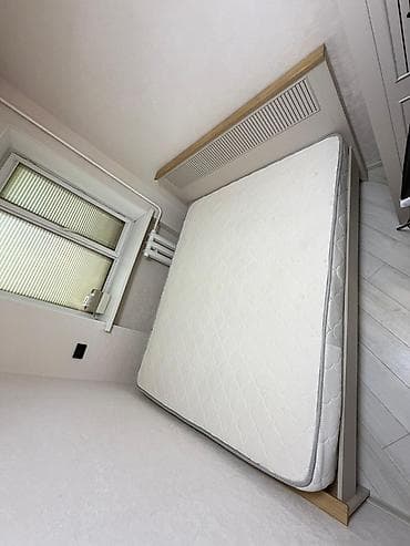 керебеттер бу: Эки кишилик керебет, Колдонулган, Матрасы бар, узуну - 200 см — 1