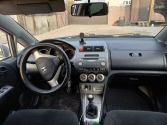 форанер 2020: Honda Город: 2008 г., 1.5 л, Механика, Бензин, Седан — 7