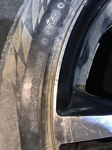 Шина для легкового автомобиля 225/50 R18 95Q. Основные — 1