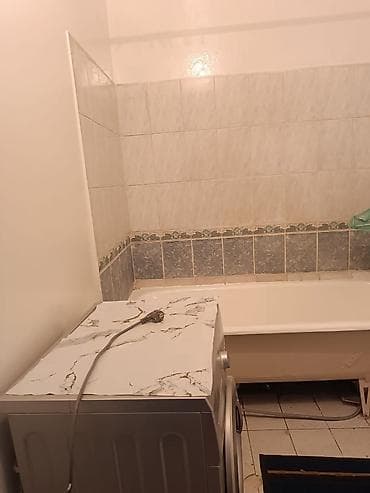 flat osh: Восток-5 мкр Сдается 1х ом квартира Этаж: 4 из 9 Серия: 105 С — 3