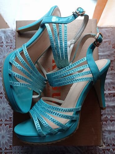 магазины мужской одежды в бишкеке: Продаю босоножки ✨ Размер 38 ✨ Насыщенный цвет, красиво и элегантно — 2