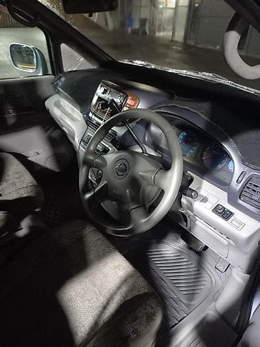 serena: Nissan Serena: 2000 г., 2 л, Автомат, Бензин — 8