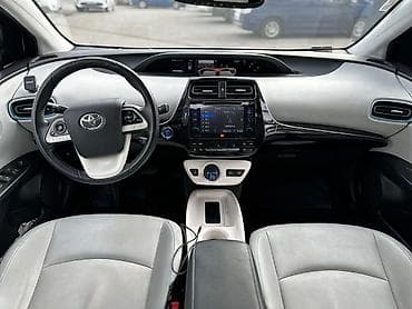 Продажа авто: Toyota Prius: 2016 г., 1.8 л, Автомат, Гибрид, Хэтчбэк — 8