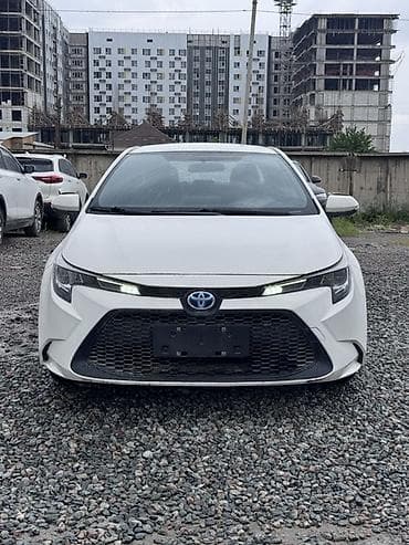 corolla 2016: Toyota Levin: 2022 г., 1.8 л, Вариатор, Гибрид, Седан — 2