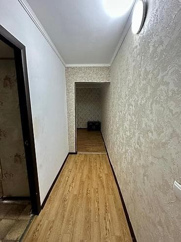 1к 4 мкрн: 2 комнаты, 43 м², 104 серия, 1 этаж, Старый ремонт — 5