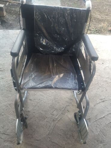 продается коляска: Инвалидная коляска с ручным приводом - Складная рама из легкого — 3