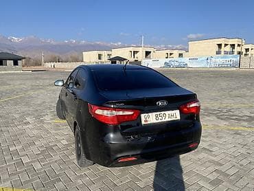 мото номер: Kia Rio: 2013 г., Механика, Седан — 9