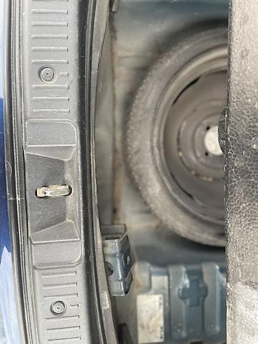 продажа land cruiser 100: Toyota Ist: 2002 г., Хэтчбэк — 10