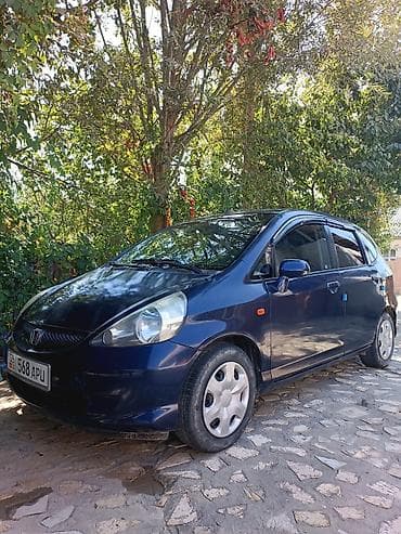 маленькие дешевые машины: Honda Jazz: 2003 г., Автомат, Бензин, Хэтчбэк — 3