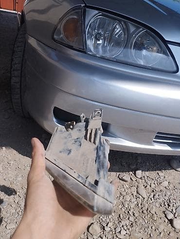 Другой вид противотуманных фар Toyota Б/у, Оригинал — 2