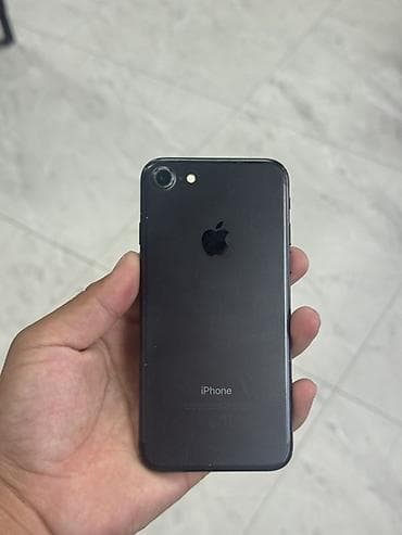 IPhone 7, Б/у, 32 ГБ, Черный, 100 %