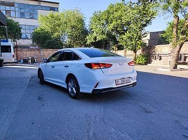 Транспорт: Hyundai Sonata: 2018 г., 2 л, Автомат, Бензин, Седан — 6