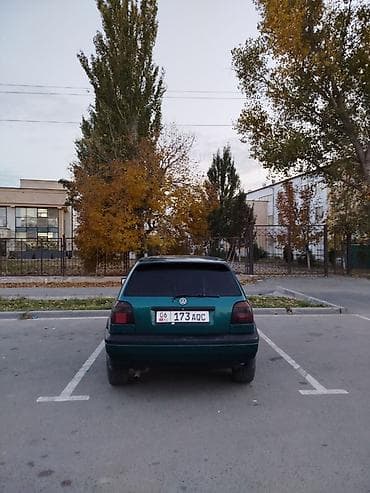 Транспорт: Volkswagen Golf: 1992 г., 1.8 л, Механика, Бензин, Хэтчбэк — 4