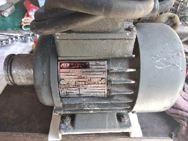 полировачный аппарат: Асинхронный 3 фазный эл. двигатель пр-во Германия. Мощность 0.18 кВт — 3