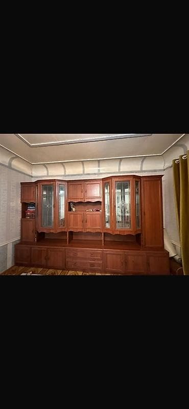 витринная полка: Стенка-шкаф, Тип стенки-шкафа: Горка, Для зала, Особенности: С отделением под телевизор — 2