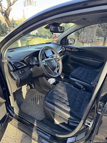 matiz spark: Chevrolet Spark: 2019 г., 1 л, Автомат, Бензин, Хэтчбэк — 4