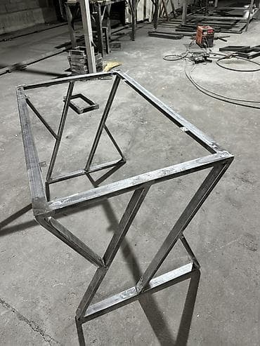 стол каркас: Ножки для мебели, Для стола, Железо — 1