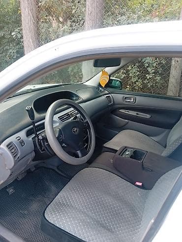Продажа авто: Toyota Avensis Verso: 2000 г., 2 л, Автомат, Бензин, Универсал — 3