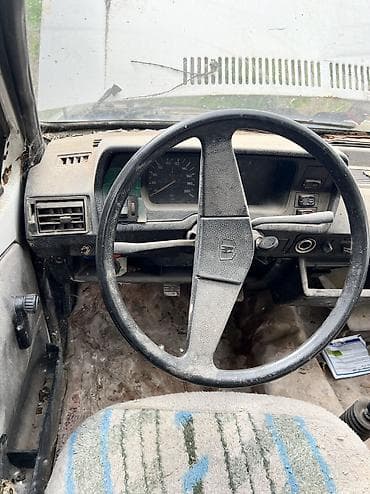 Volkswagen : 1988 г. — 5