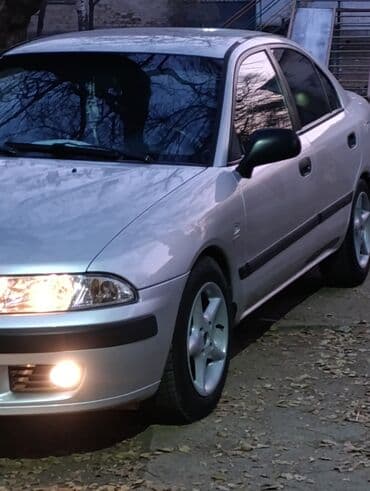 обмен дом на авто: Mitsubishi Carisma: 2000 г., 1.8 л, Механика, Бензиновая, Хэтчбэк — 2