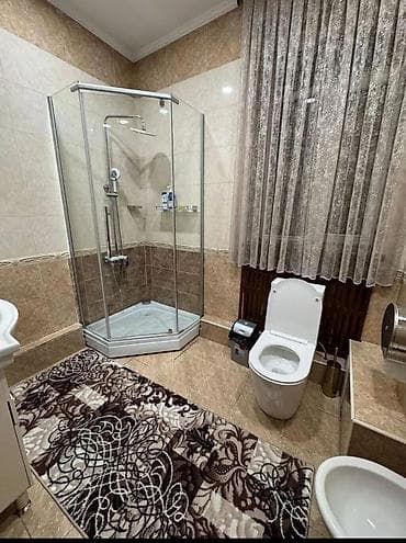 Дома: 550 м², 9 комнат, Амбарная, Балкон застеклен, Утепленный — 10