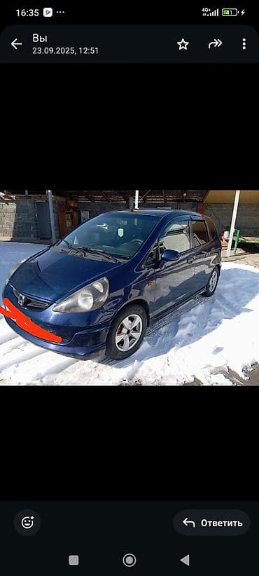 Honda Jazz: 2002 г., 1.3 л, Механика, Бензин, Седан