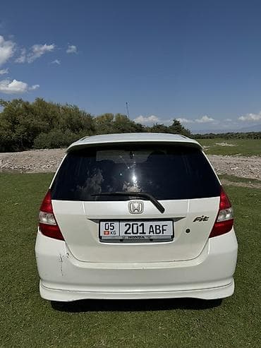 Унаа сатуу: Honda Fit: 2002 г., 1.3 л, Вариатор, Бензин, Хетчбек — 5