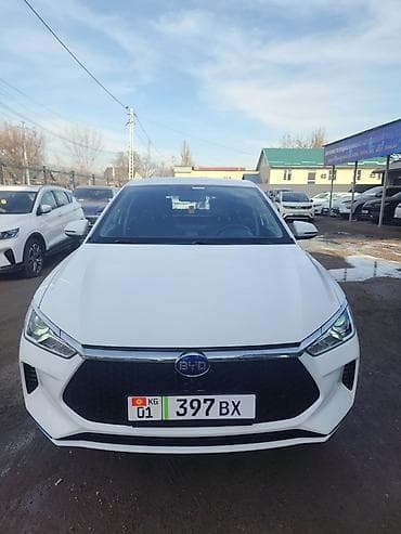 Транспорт: BYD E2: 2022 г., Электромобиль, Хэтчбэк — 3