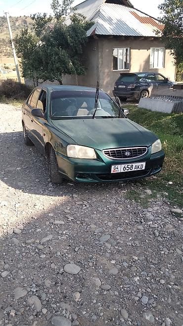 Транспорт: Hyundai Accent: 2001 г., Седан — 3