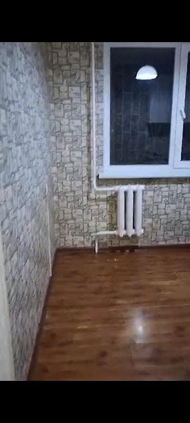 бишкек дома: 1 комната, 32 м², 3 этаж, Косметический ремонт — 2