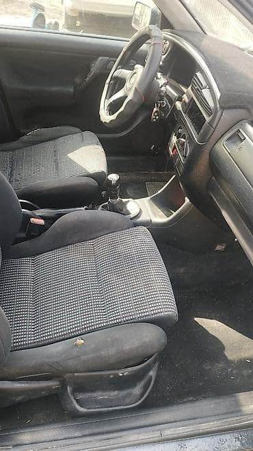 opel vectra b: Volkswagen Vento: 1992 г., Ручные, Бензин, Седан — 7