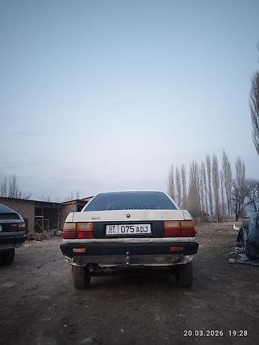 аскар авто дубай: Audi 100: 1985 г., 1.8 л, Кол менен иштөөчү, Бензин, Седан — 3