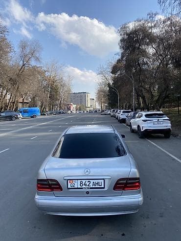 uni 260b: Mercedes-Benz E-Class: 1999 г., 2.2 л, Автомат, Дизель, Седан — 4