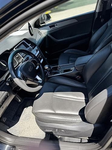 Продажа авто: Hyundai Sonata: 2019 г., 2 л, Автомат, Газ, Седан — 5
