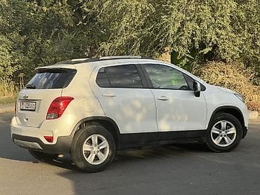 Chevrolet Trax: 2020 г., 1.4 л, Автомат, Бензин, Хэтчбэк — 4