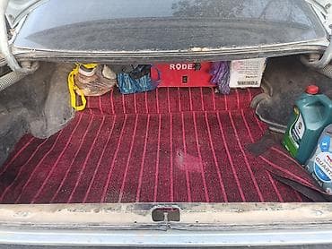 Унаа: Audi 100: 1989 г., 2 л, Кол менен иштөөчү, Бензин, Седан — 6