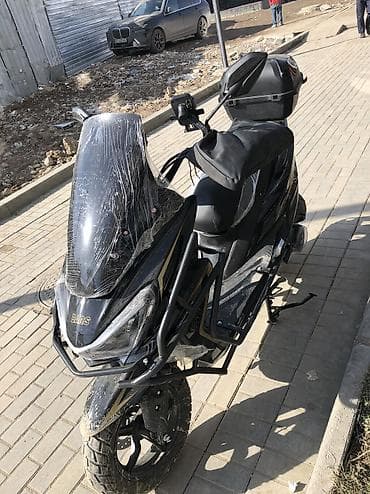 макси скутор: Макси-скутер 150 куб. см, Бензин, Новый — 3