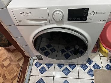 Стиральная машина Hotpoint-Ariston с фронтальной загрузкой. Основные