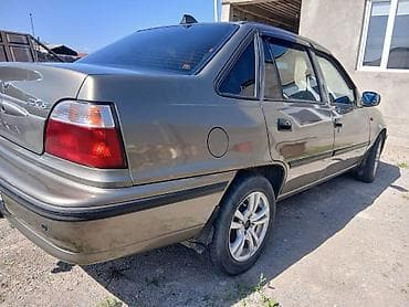 сиденья на нексия: Daewoo Nexia: 2004 г., Ручные, Бензин, Седан — 1