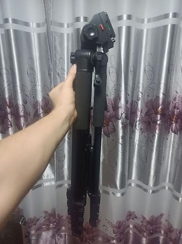 samsung galaxy a31: Штатив для фото/видео с сумкой-переноской - Легкий складной штатив — 4