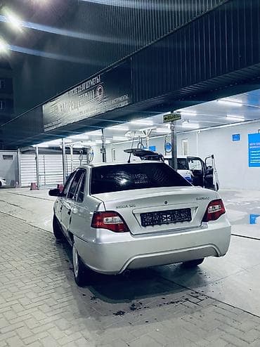 Унаа сатуу: Chevrolet Nexia: 2010 г., 1.6 л, Кол менен иштөөчү, Бензин, Седан — 2