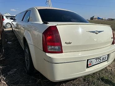 акардеон сатылат: Лимузин Chrysler 300C Stretch, белый - Длинная база с фирменным — 5