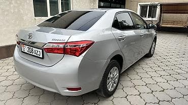 королла 2017: Toyota Corolla: 2017 г., 1.6 л, Автомат, Бензин, Седан — 5