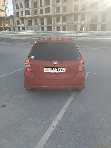 Продажа авто: Honda Fit: 2001 г., 1.3 л, Автомат, Бензин, Хэтчбэк — 2
